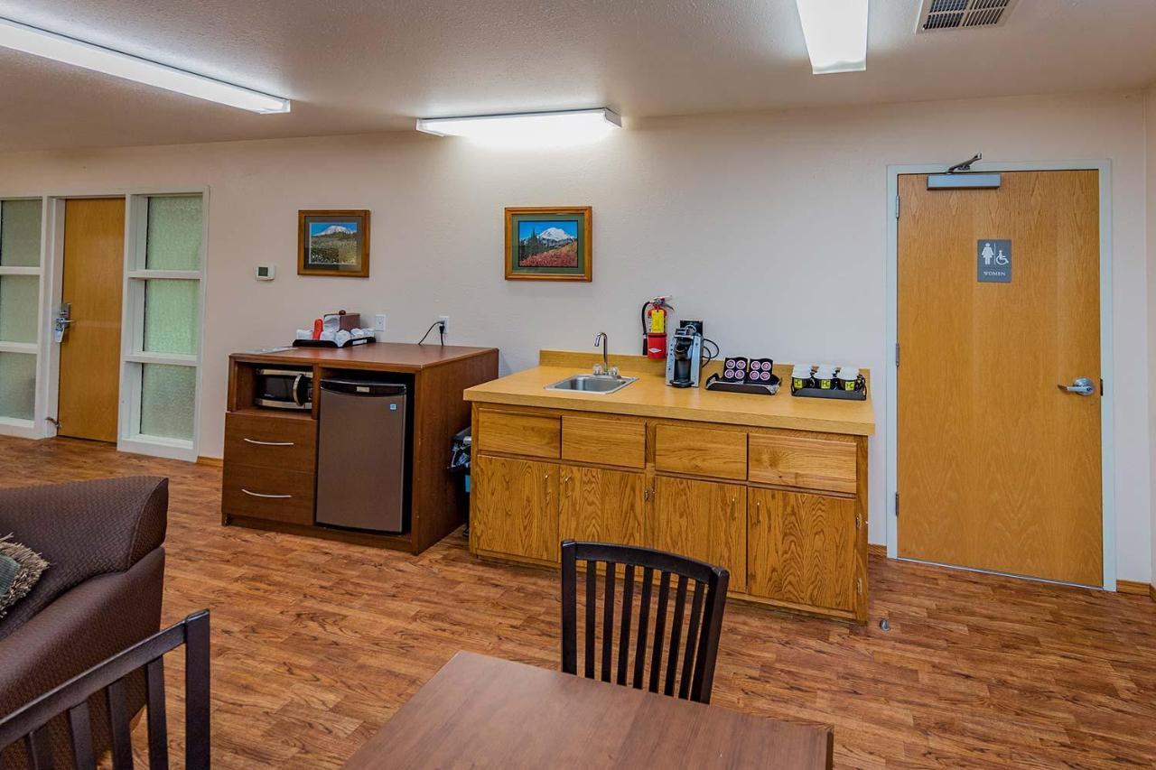 Nisqually Lodge Ashford Εξωτερικό φωτογραφία